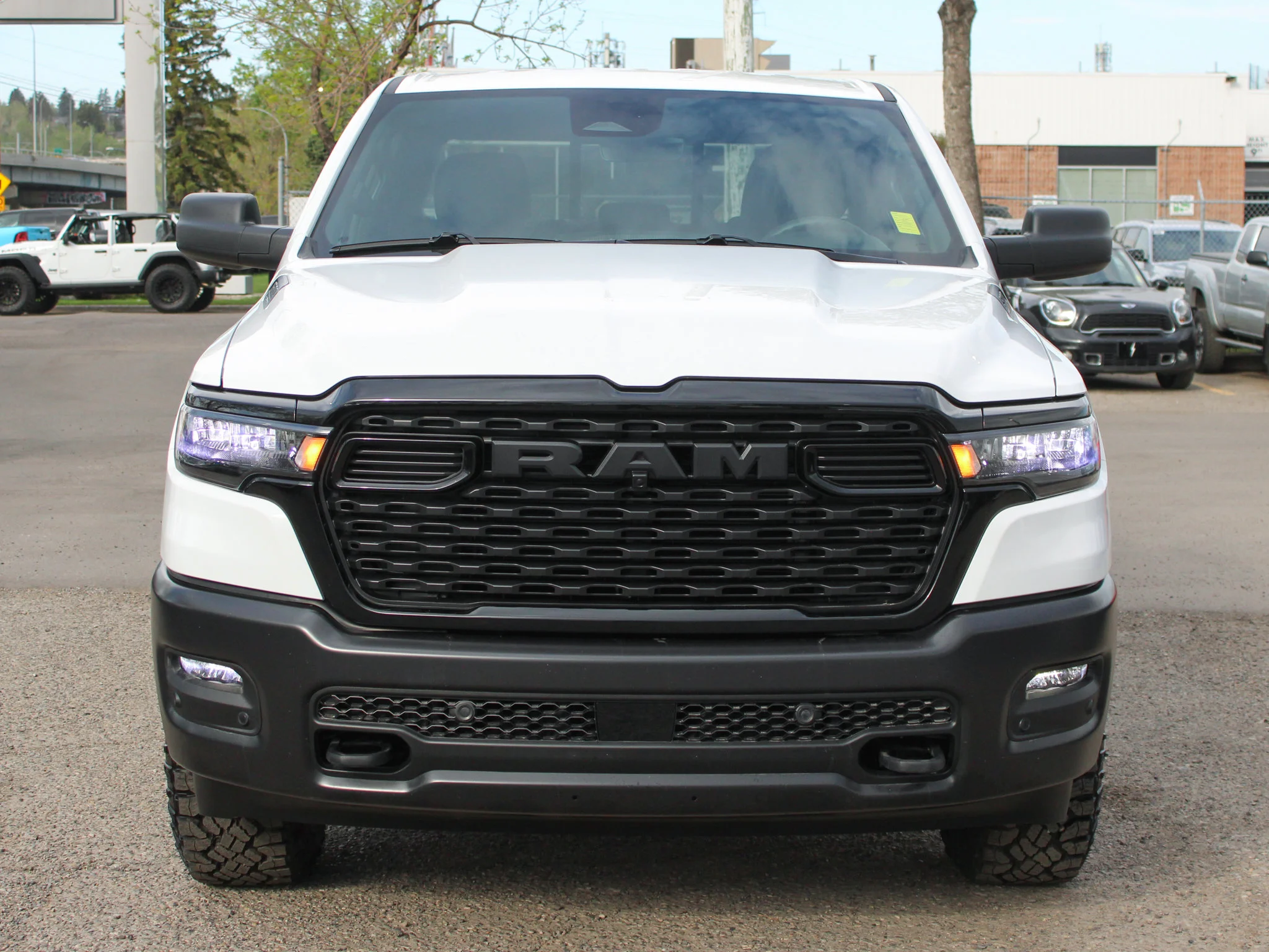 Certified Used 2026 White RAM Warlock * Twin-Turbo | Adaptive Cruise | Apple CarPlay | Bed Utility Group | Remote Start image 10