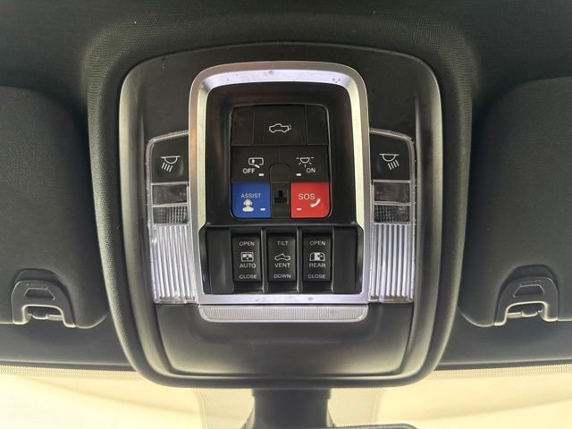 Used 2022 Bright White Clearcoat Ram Laramie image 14