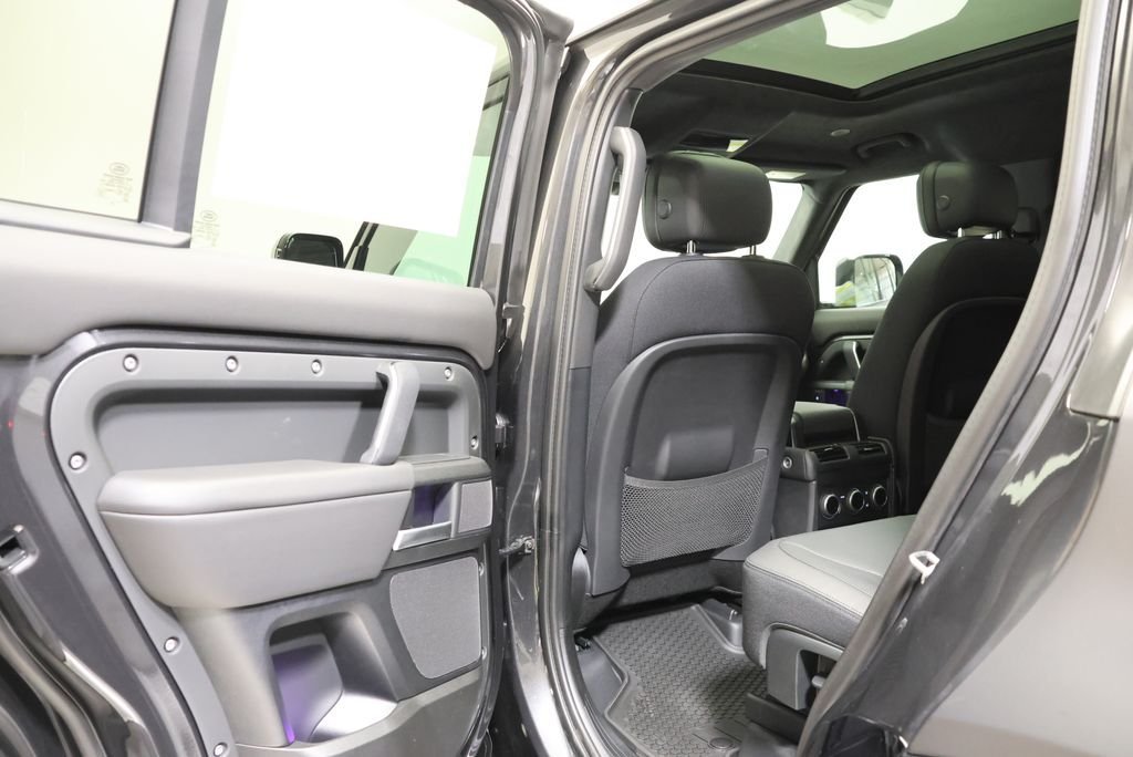New 2026 Carpathian Grey LAND ROVER V8 image 32