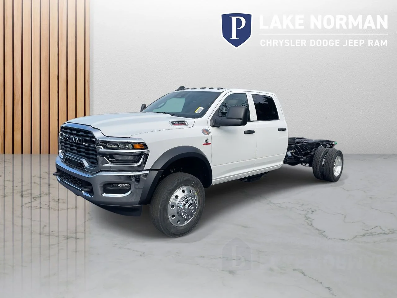 New 2026 Bright White Clear-Coat Exterior Paint RAM Tradesman image 4