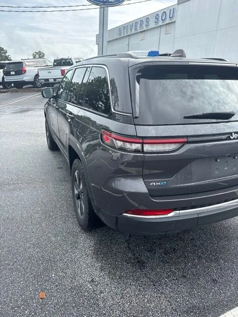 Certified Used 2024 Gray Jeep 4xe image 5
