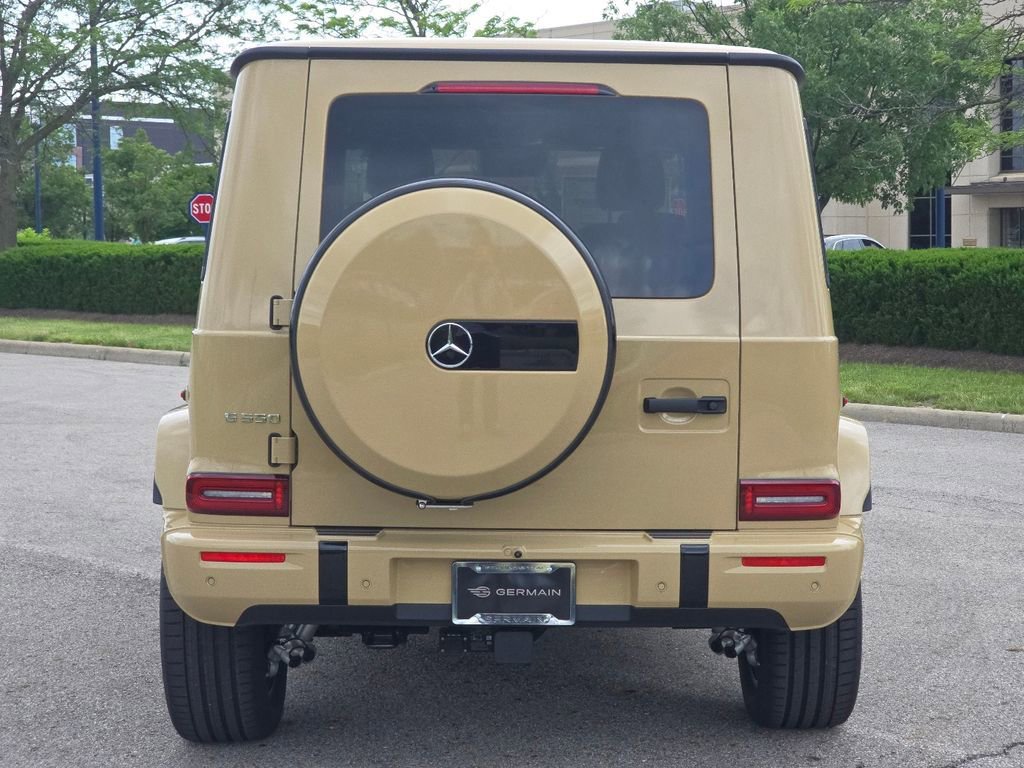 New 2026 MANUFAKTUR Desert Sand non-metallic Mercedes-Benz G 550 image 53