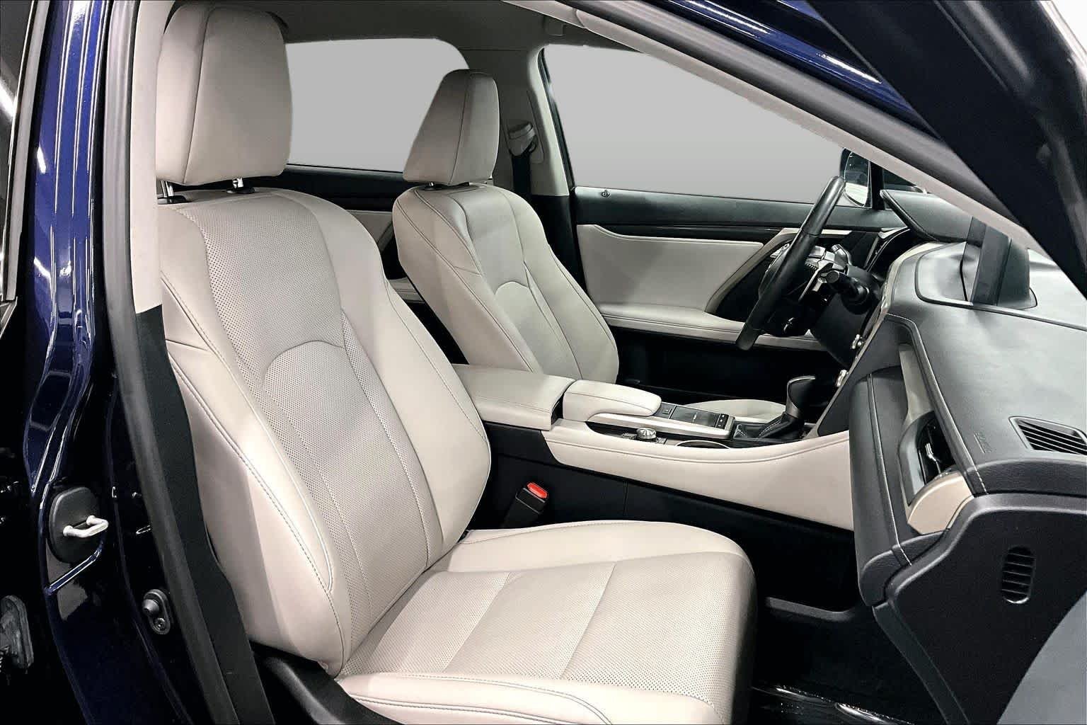 Certified Used 2022 NIGHTFALL MICA Lexus  image 9