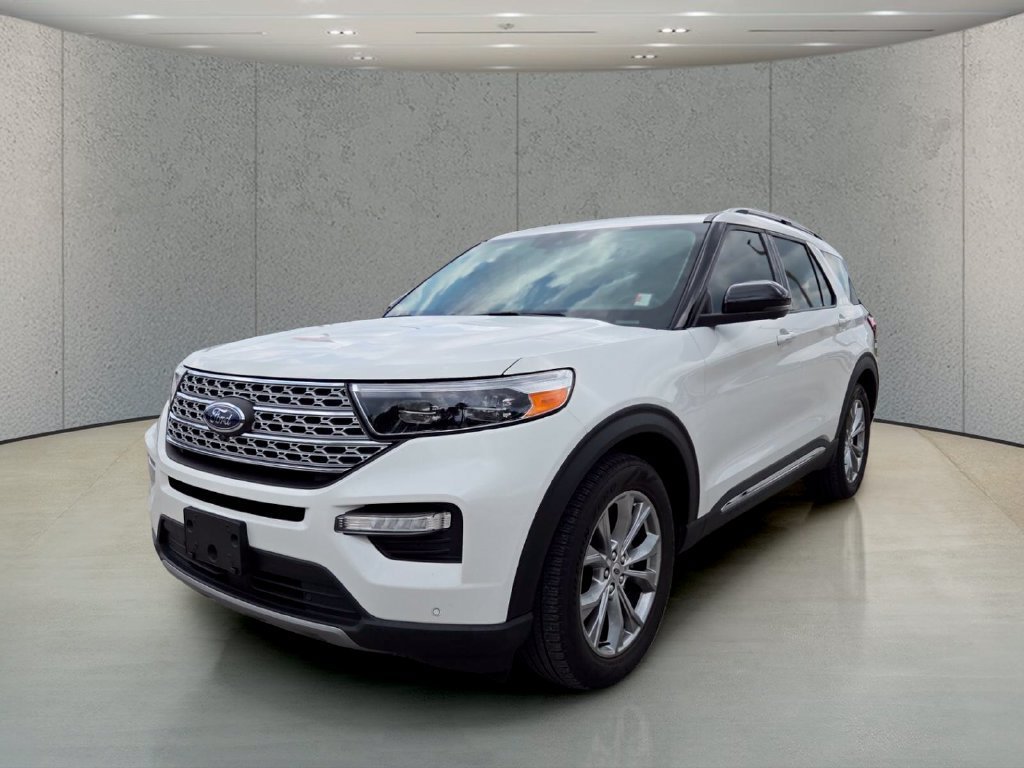 Used 2021 White Metallic Ford Limited image 11
