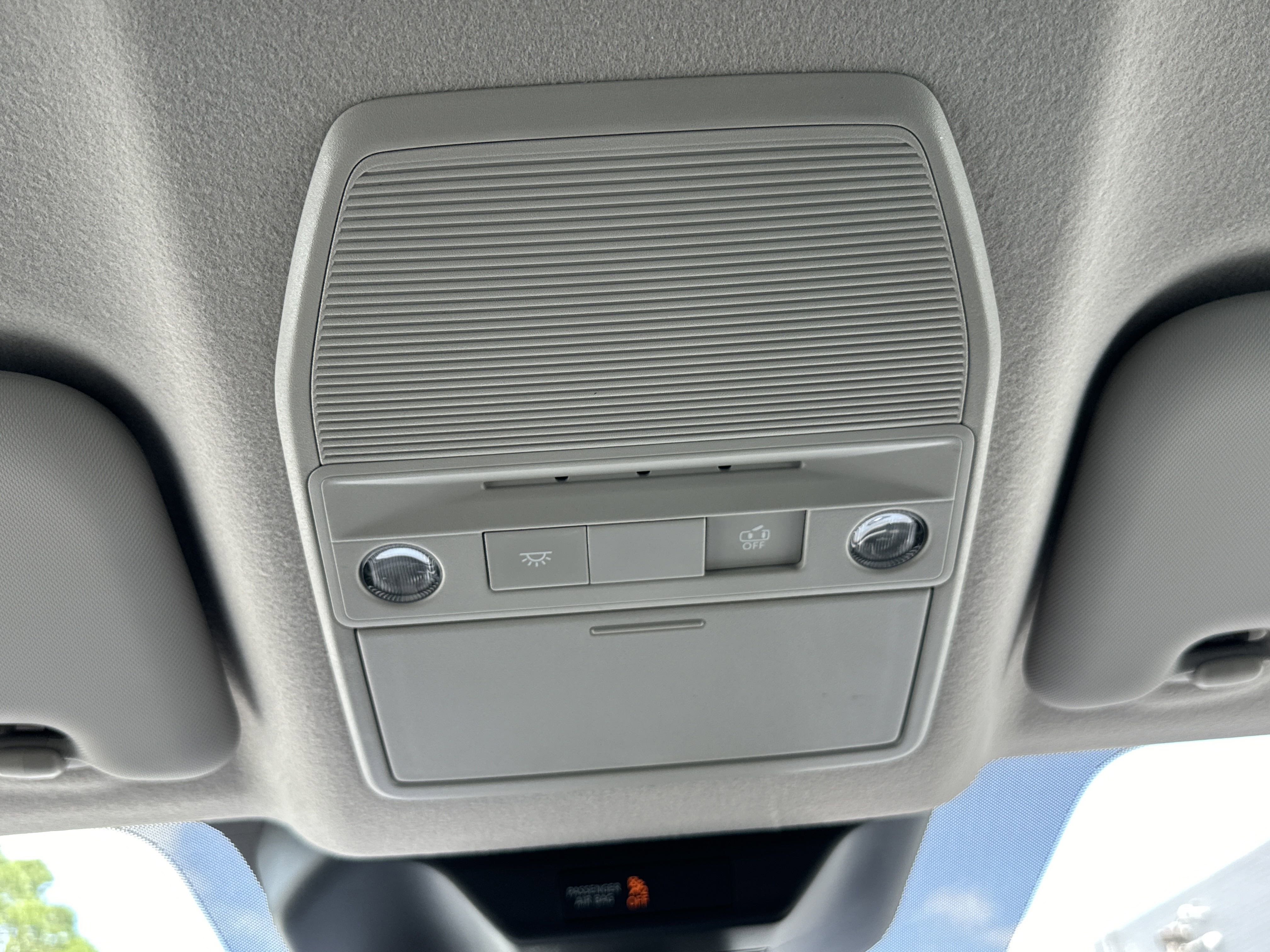2025 Nissan Kicks SR - Photo 23