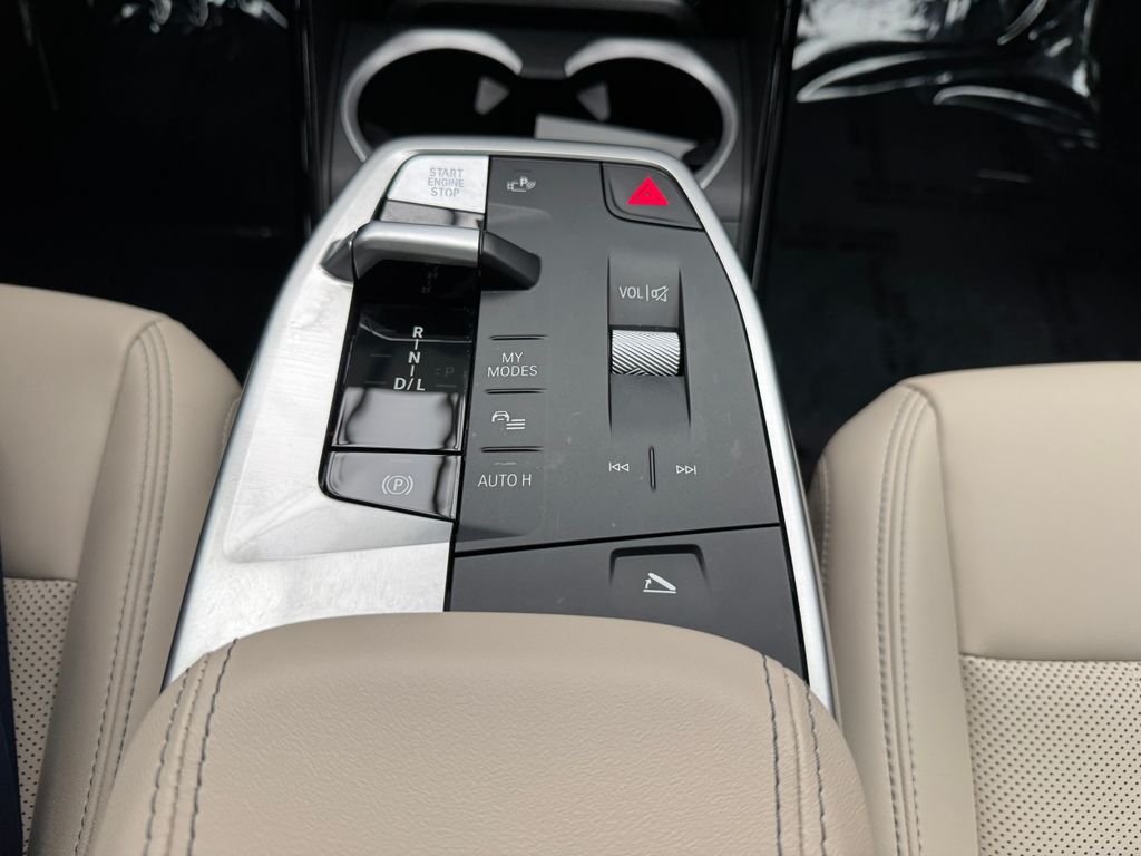 2025 BMW X1 28i - Photo 21