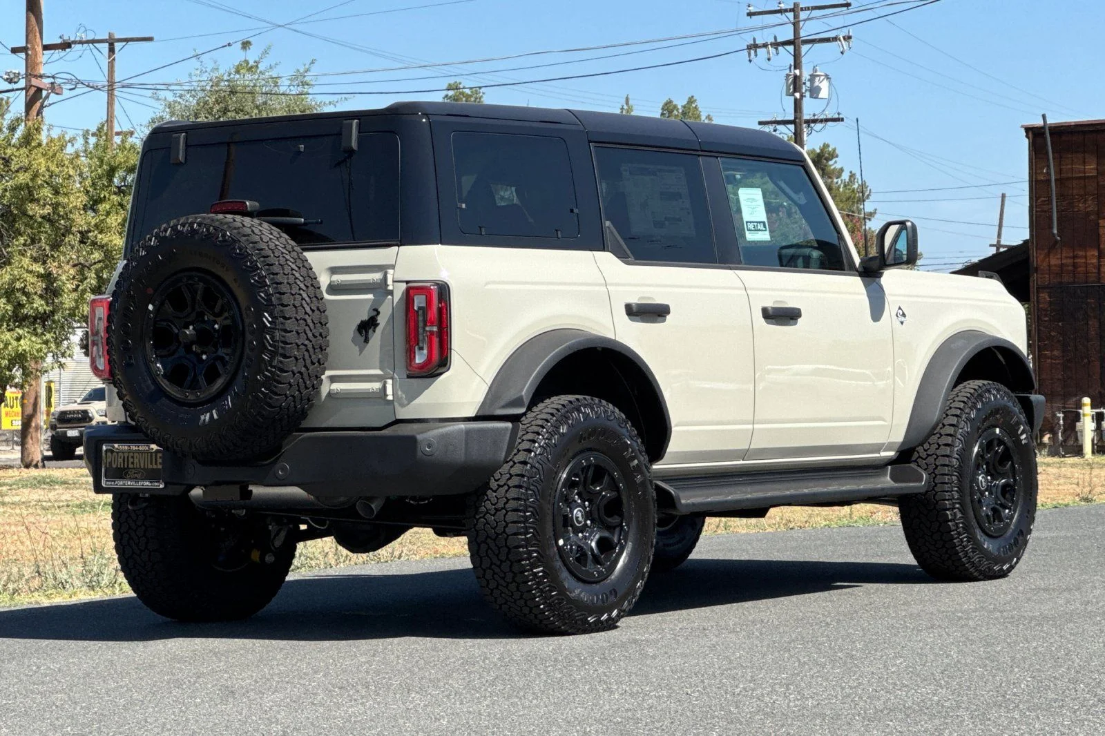 New 2026 Desert Sand Ford Outer Banks® image 4