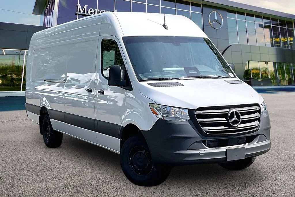 2026 Mercedes-Benz Sprinter 3500 170 Ext WB HO High Roof's photo