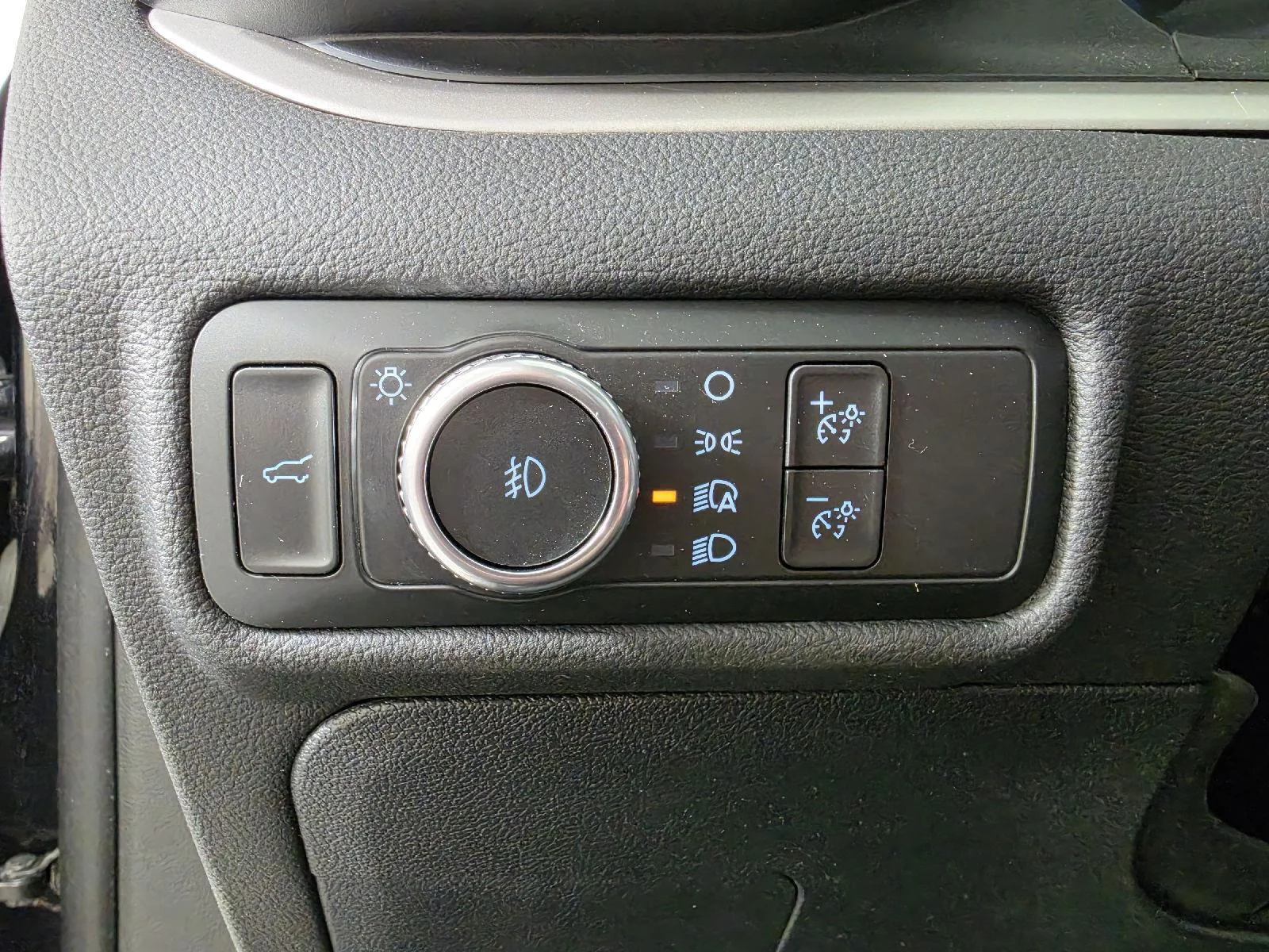 Used 2022 Agate Black Ford XLT image 17