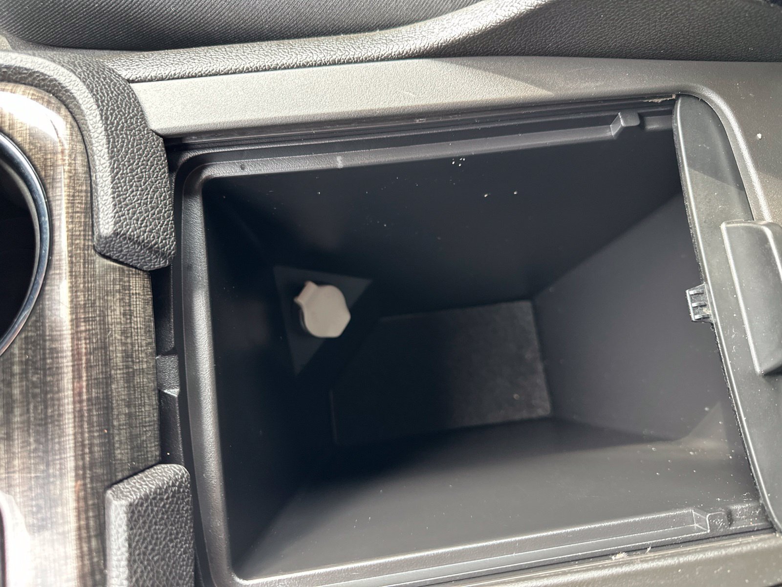 Used 2017 Silver GMC Limited image 66