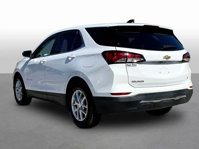 Used 2022 White Chevrolet LT image 5