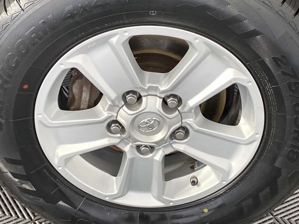 Used 2017 Black Toyota SR5 image 28