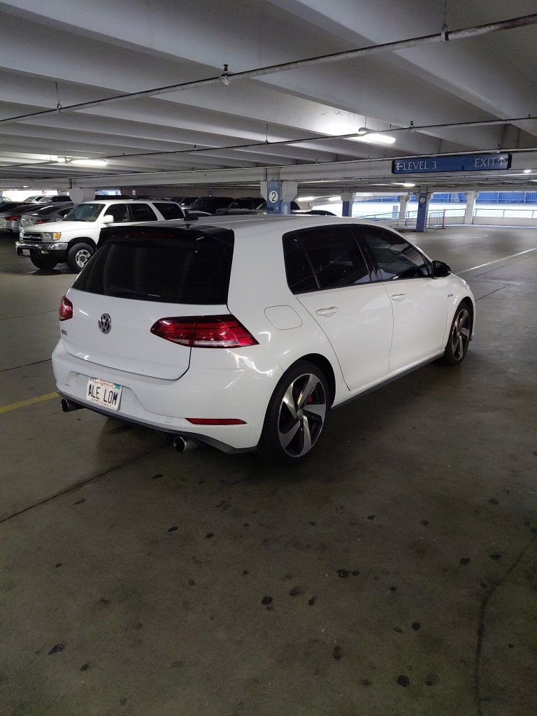 2021 Volkswagen Golf GTI S - Photo 2
