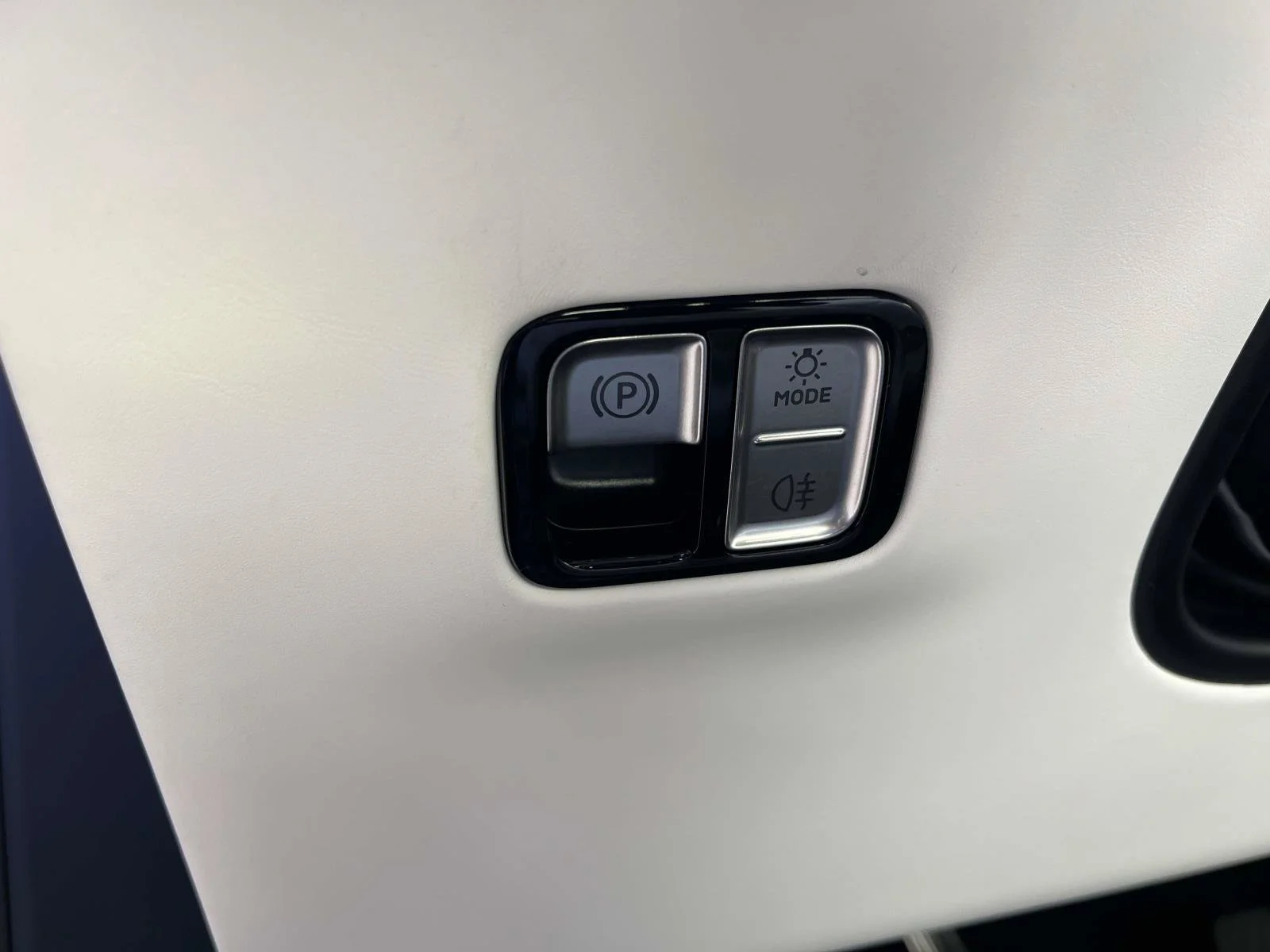 New 2027 Obsidian Black Metallic Mercedes-Benz S 580 4MATIC® Sedan image 19