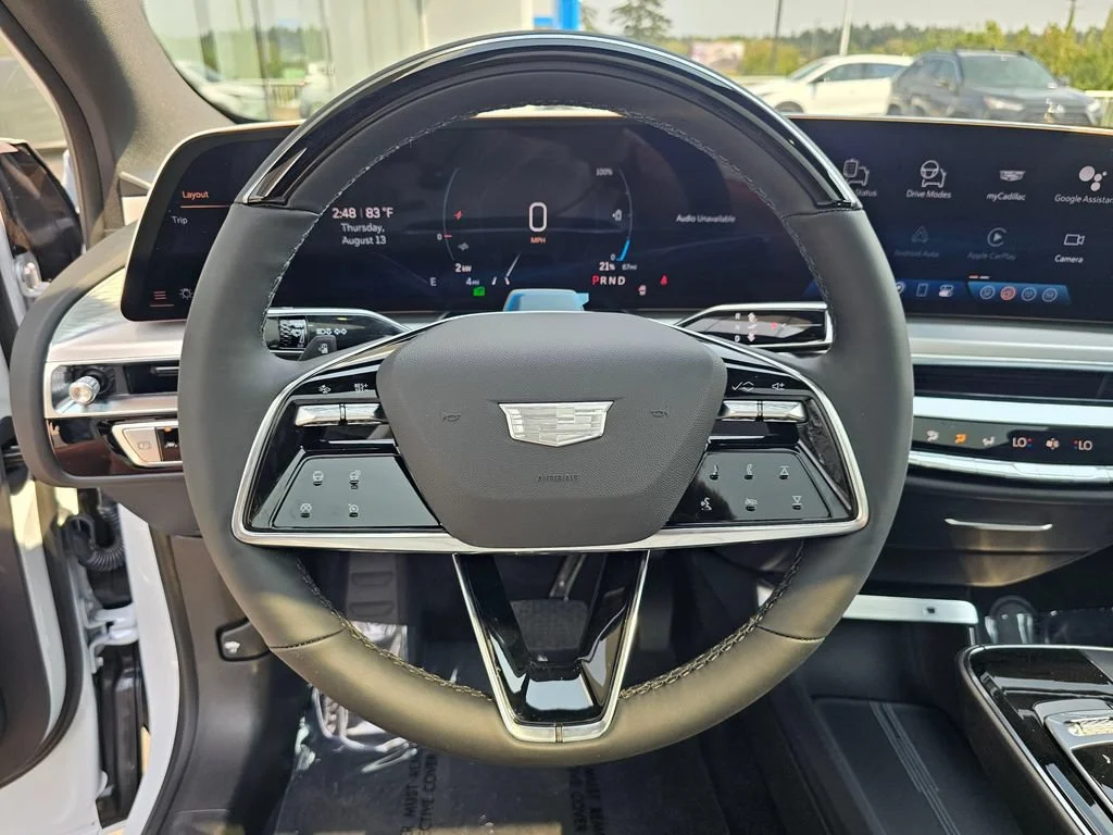 New 2026 Vibrant White Tricoat Cadillac Luxury image 24