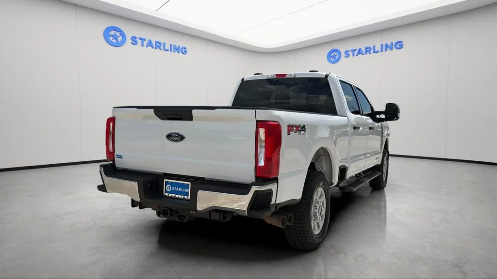 Used 2024 White Ford XLT image 9