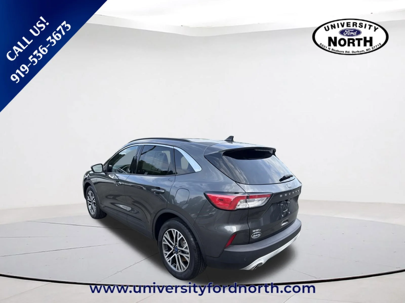 Used 2020 Magnetic Metallic Ford SEL image 5