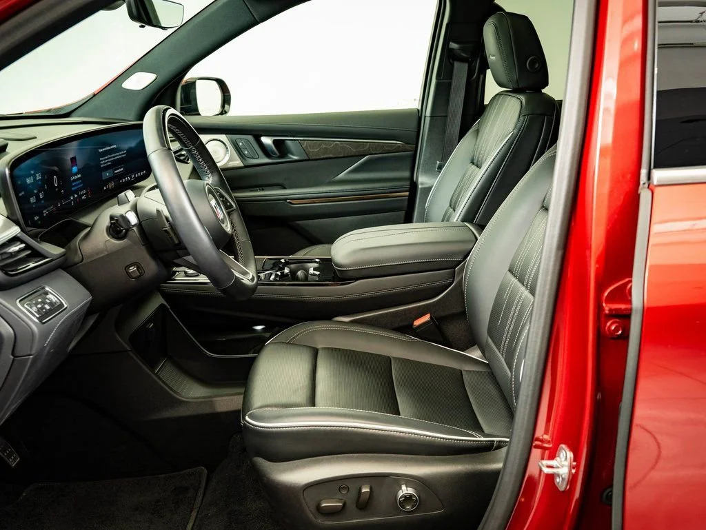 Used 2025 Cherry Red Tintcoat Buick Avenir image 24
