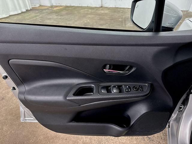 Used 2024 Silver Nissan 1.6 SV image 14