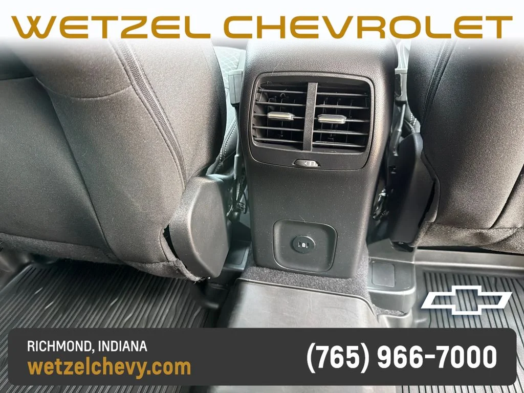 Used 2023 Black Ford Active image 17