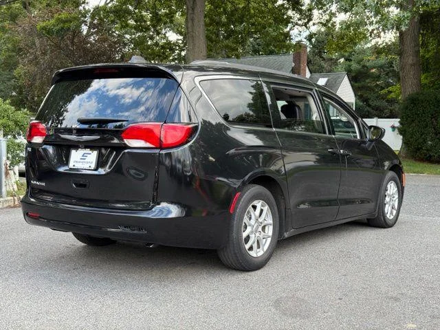 Used 2021 Black Chrysler LXI image 7
