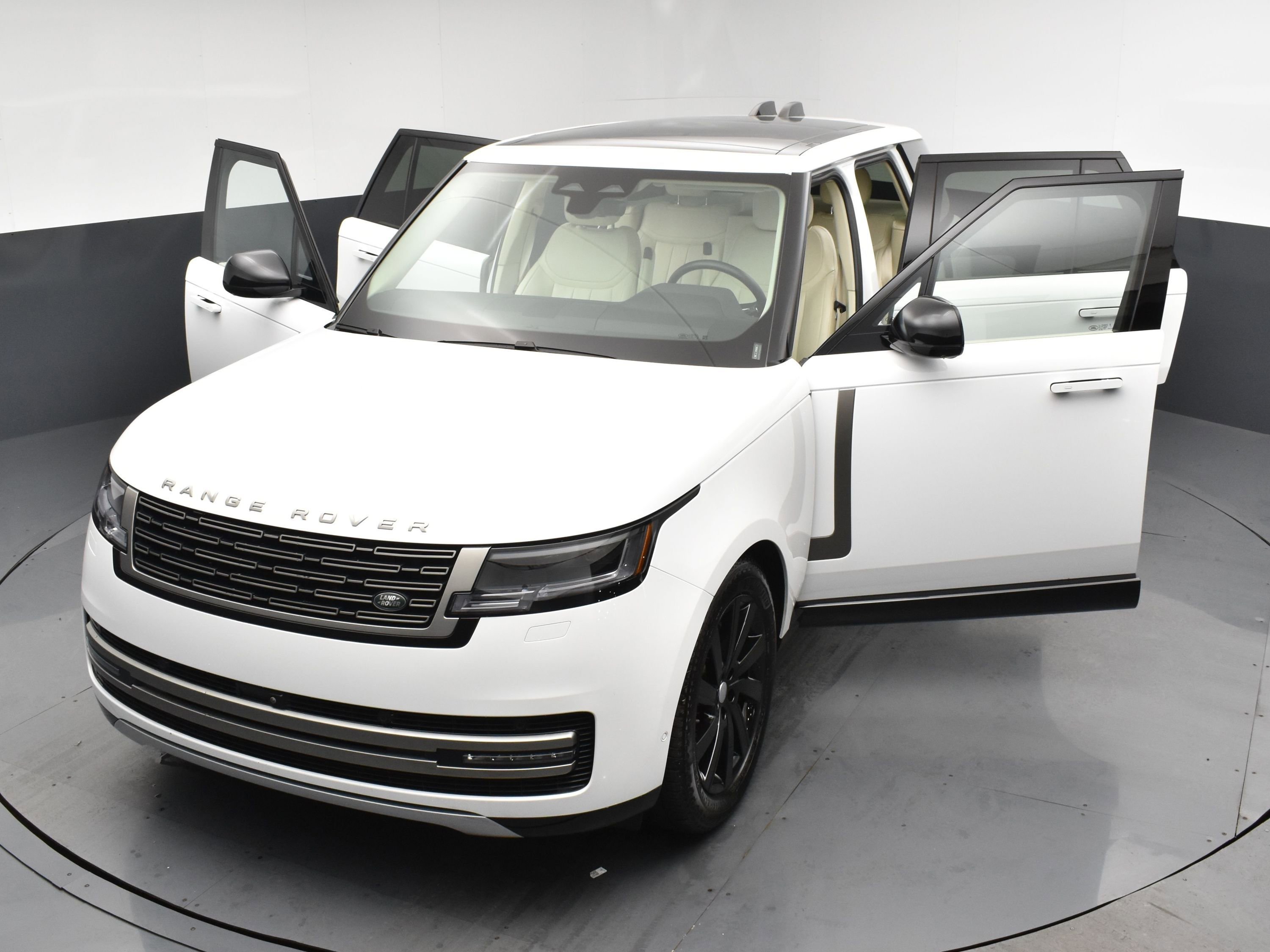 Certified Used 2024 White Land Rover SE image 24