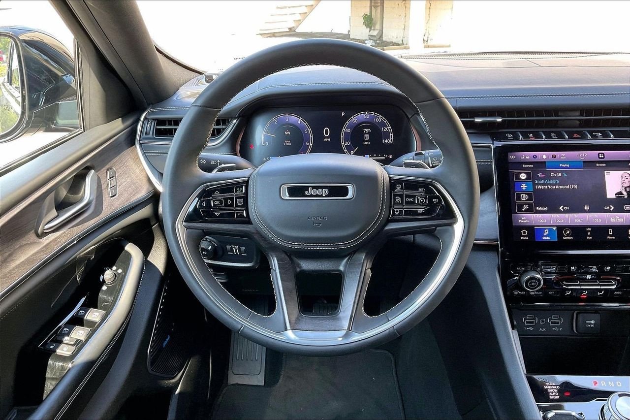 Used 2023 Gray Jeep Overland image 9
