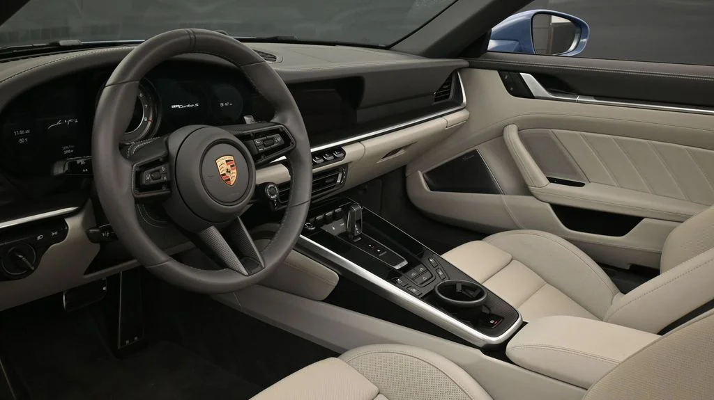Used 2025 Blue Porsche Turbo image 7