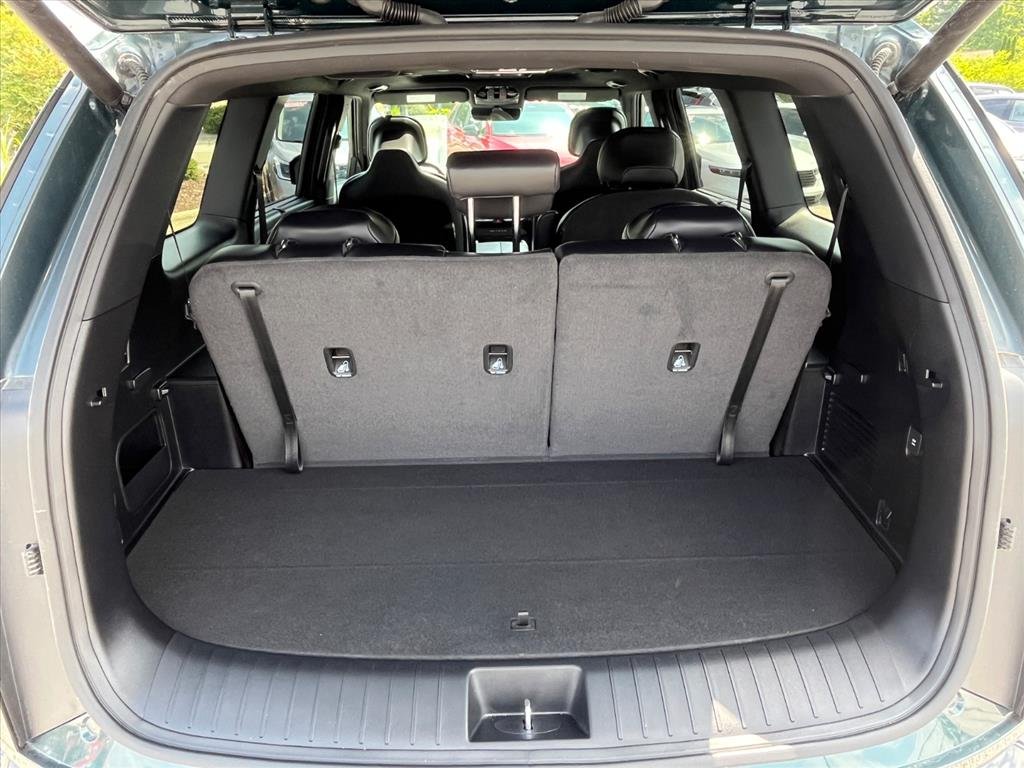Used 2027 Black Jade Green Kia X-Line EX image 22