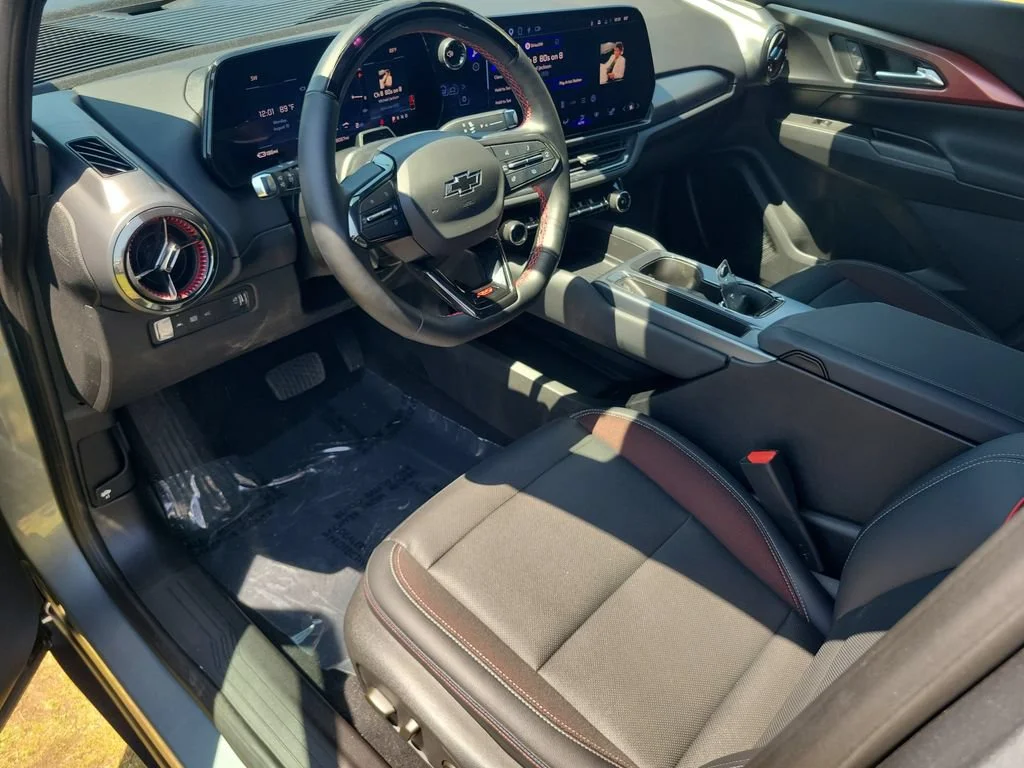 Used 2024 Sterling Gray Metallic Chevrolet RS image 27