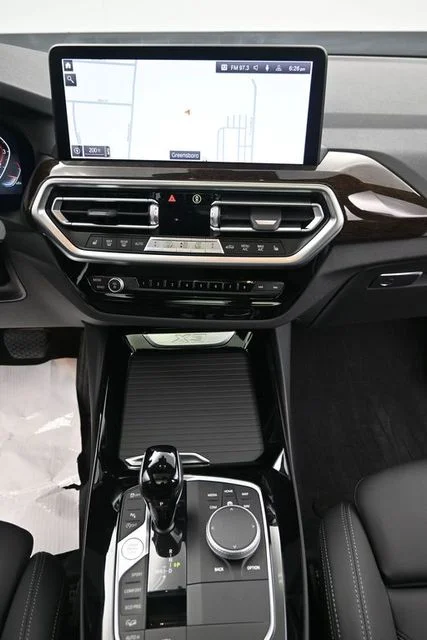 Used 2023 Black BMW xDrive30i image 16