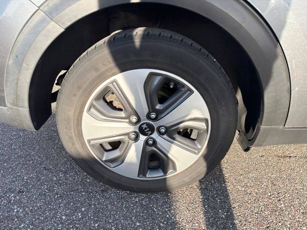 Used 2018 Metal Stream Kia LX image 25