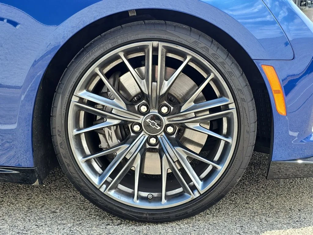 Used 2023 Blue Chevrolet ZL1 image 34