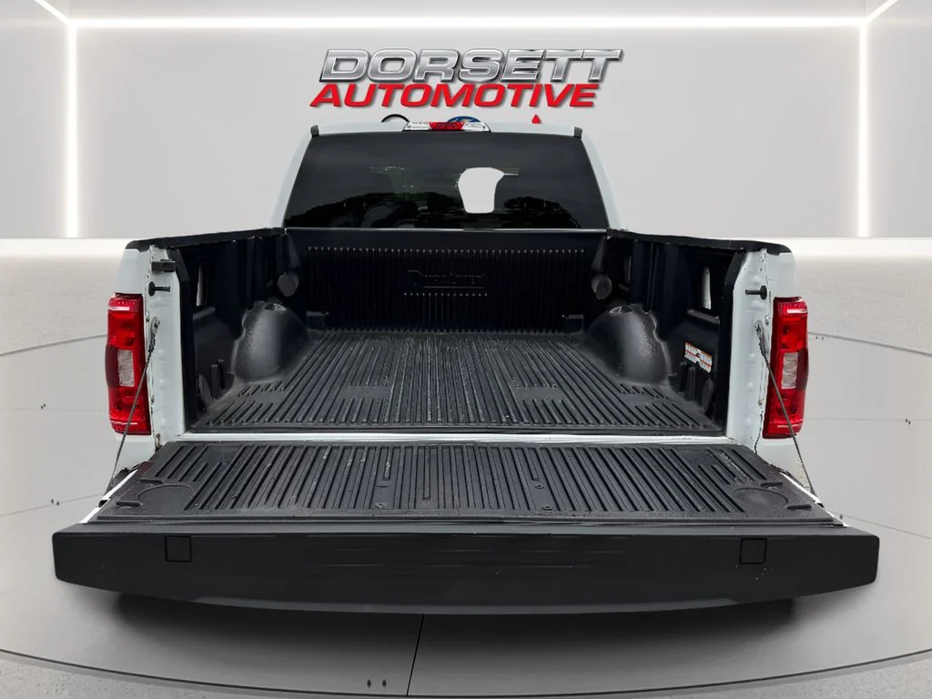 Used 2023 Oxford White Ford XLT image 28