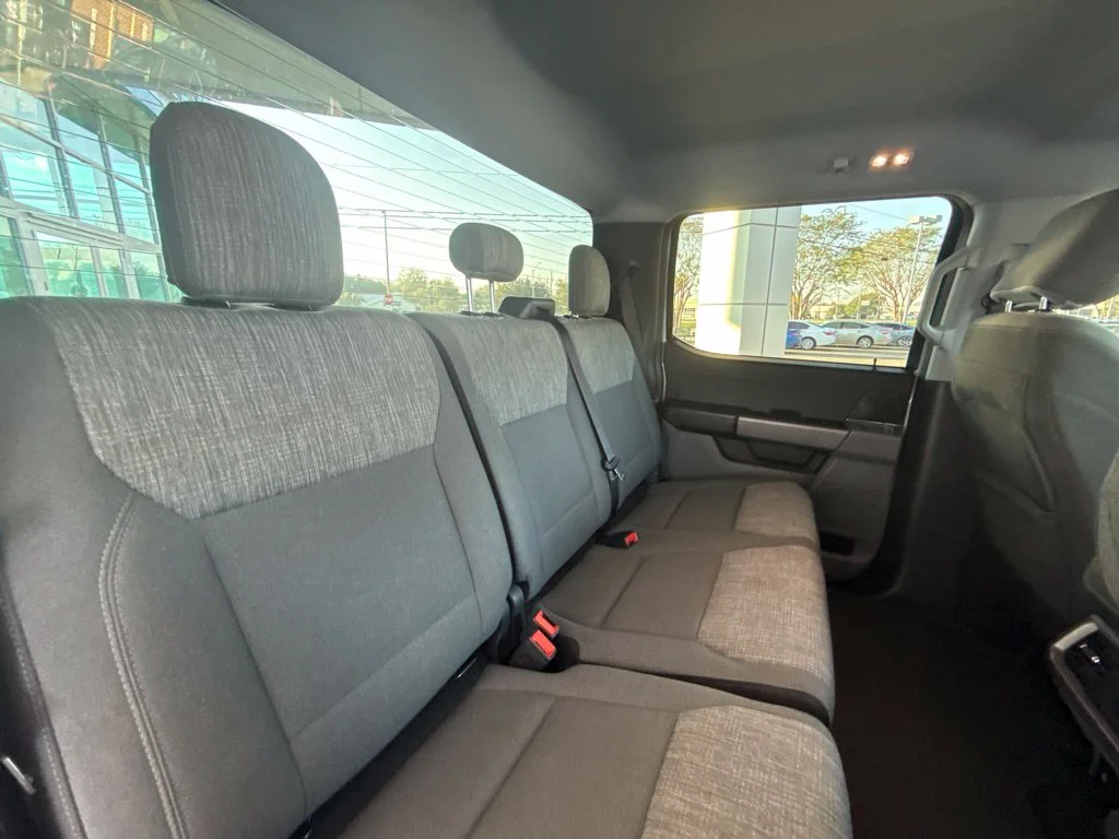 Used 2021 White Metallic Ford XLT image 45