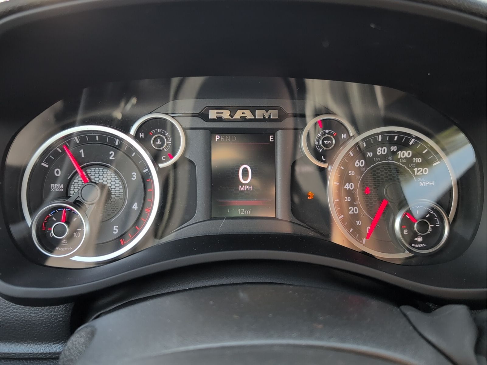 2026 RAM 3500 Chassis Tradesman - Photo 12