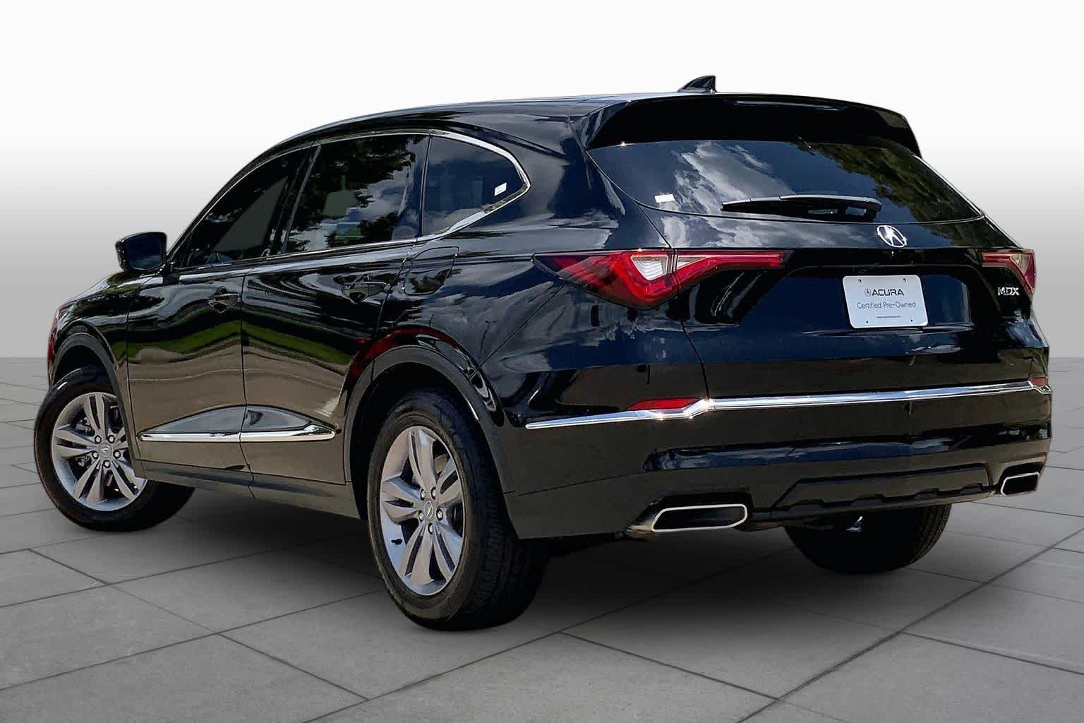Used 2024 Majestic Black Pearl Acura  image 12