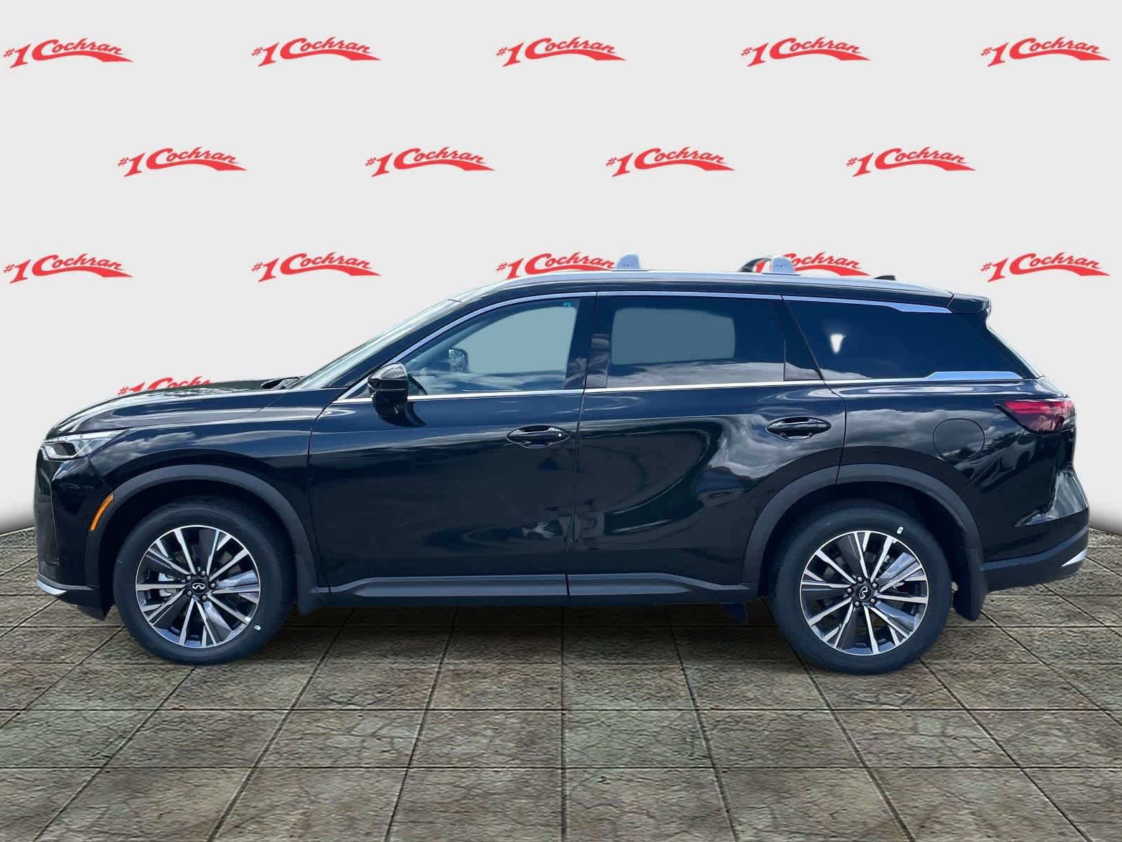 New 2027 Mineral Black INFINITI LUXE image 10