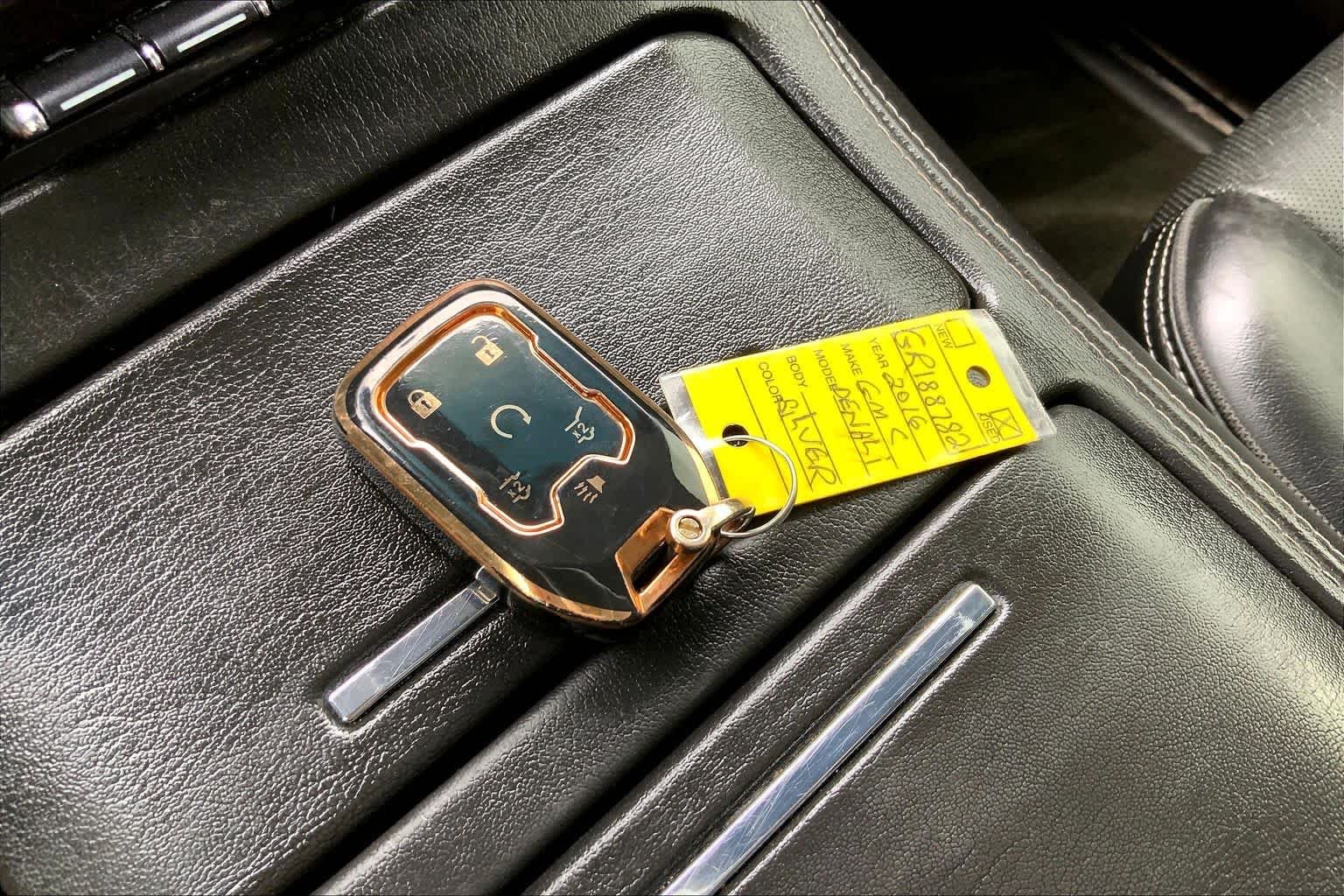 Used 2016 Quicksilver Metallic GMC Denali image 14