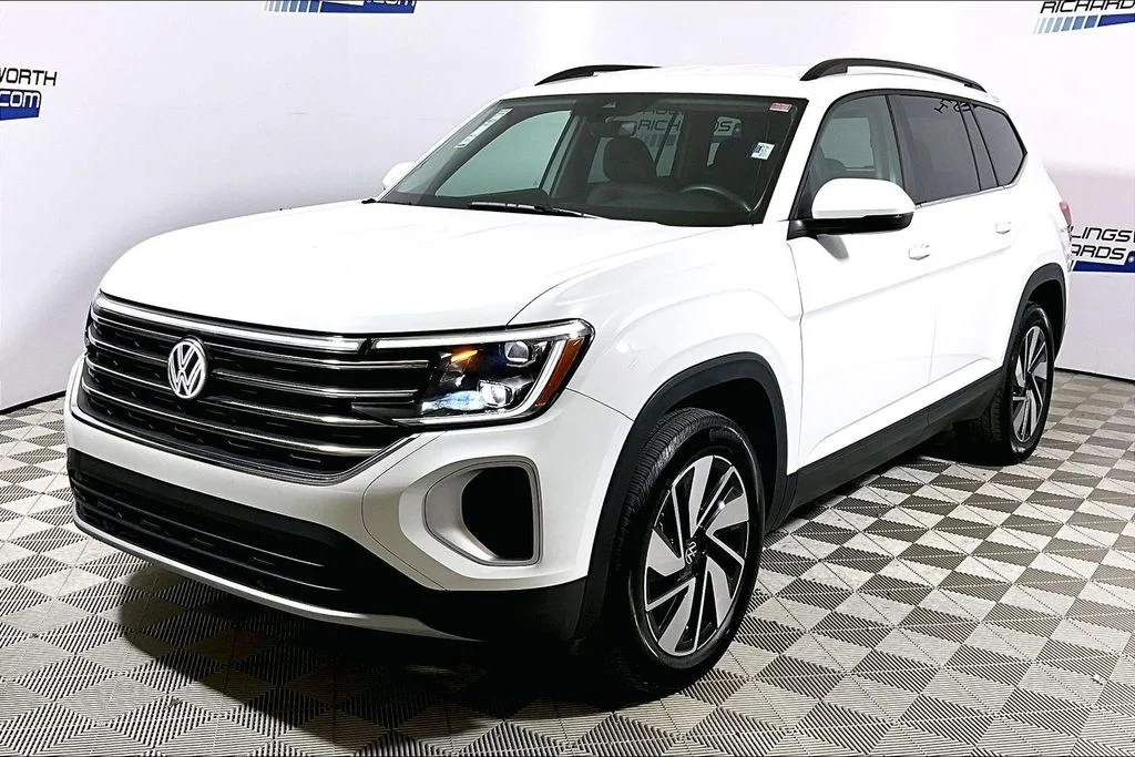 2025 Volkswagen Atlas 2.0T SE w/Tech's photo