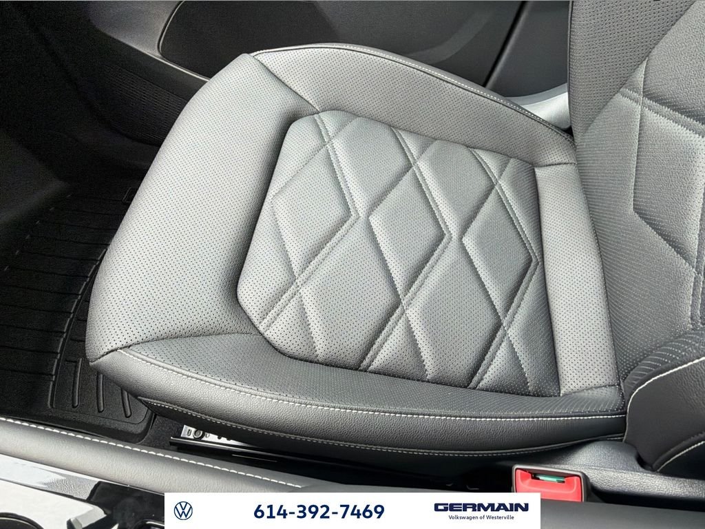 New 2026 Pure Gray Volkswagen 2.0T SE w/Technology image 27