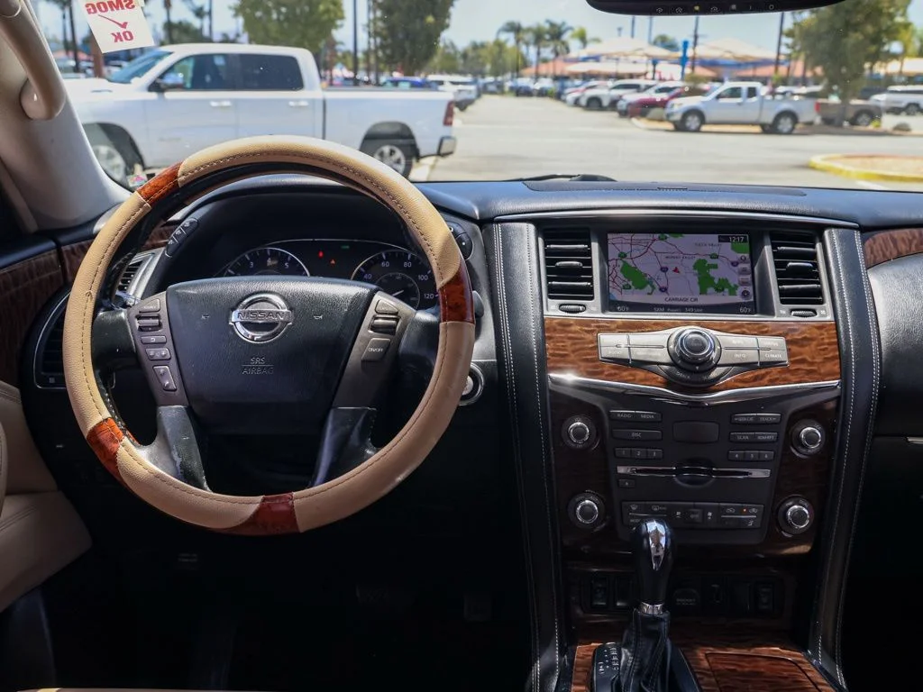 Used 2018 Brown Nissan SL image 19