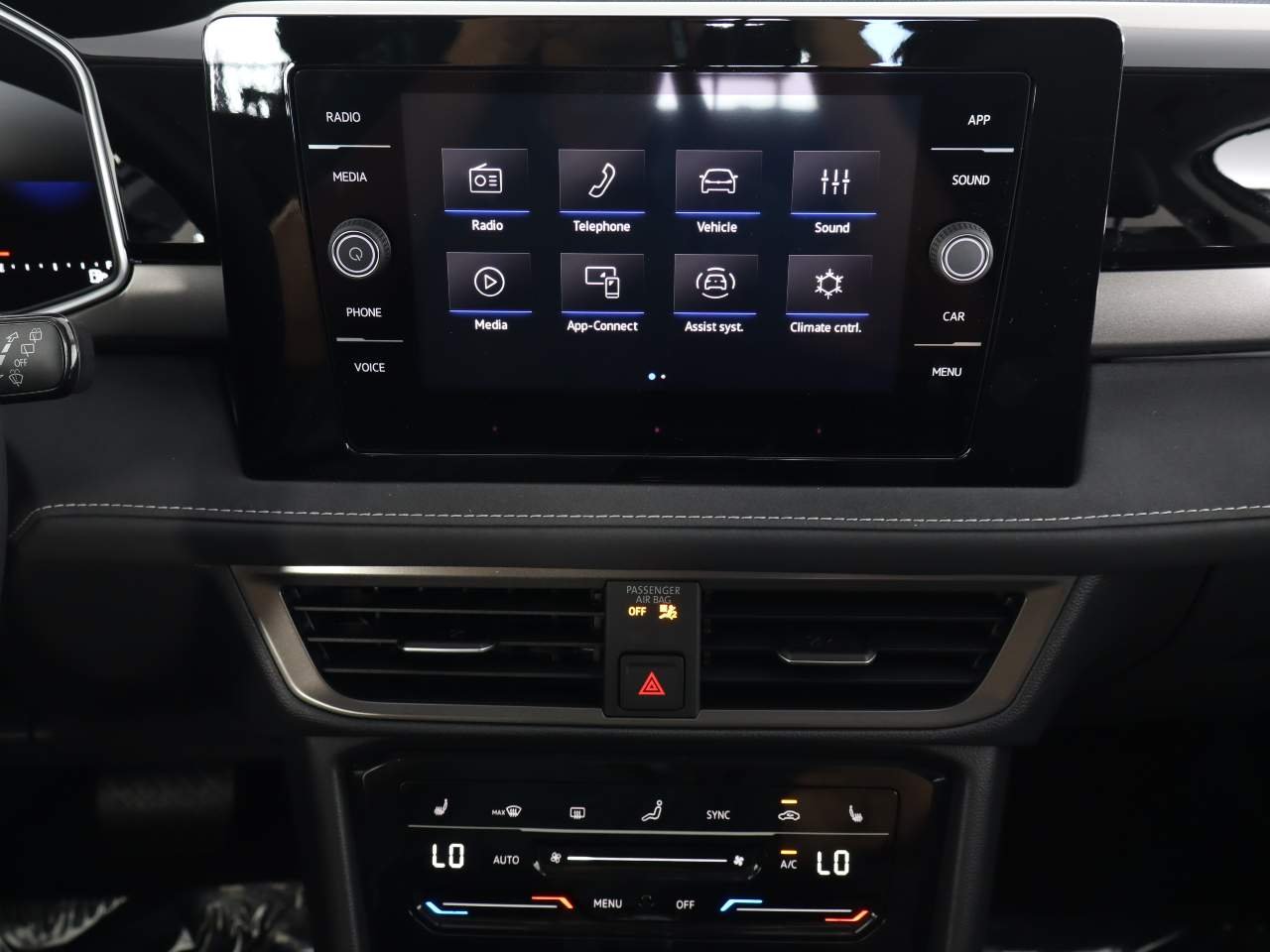 New 2026 MONUMENT GRAY W Volkswagen SE Black image 7