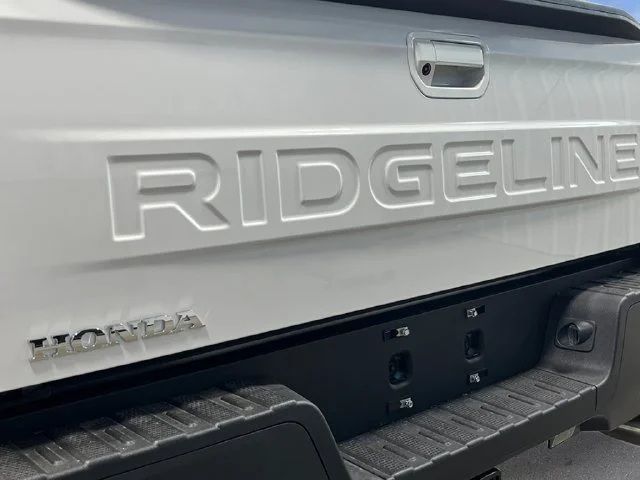 New 2026 Platinum White Pearl Honda RTL image 10