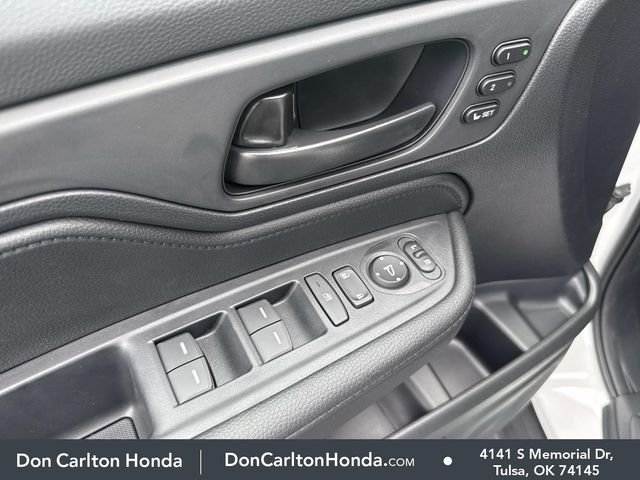 New 2026 Platinum White Pearl Honda EX-L image 11