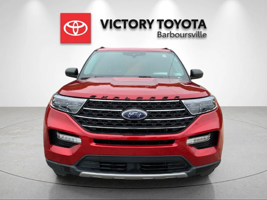 Used 2022 Red Ford XLT image 8
