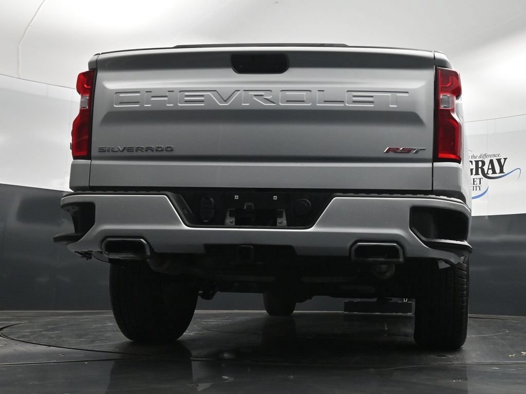 Used 2021 SILVER ICE METALLIC Chevrolet RST image 31