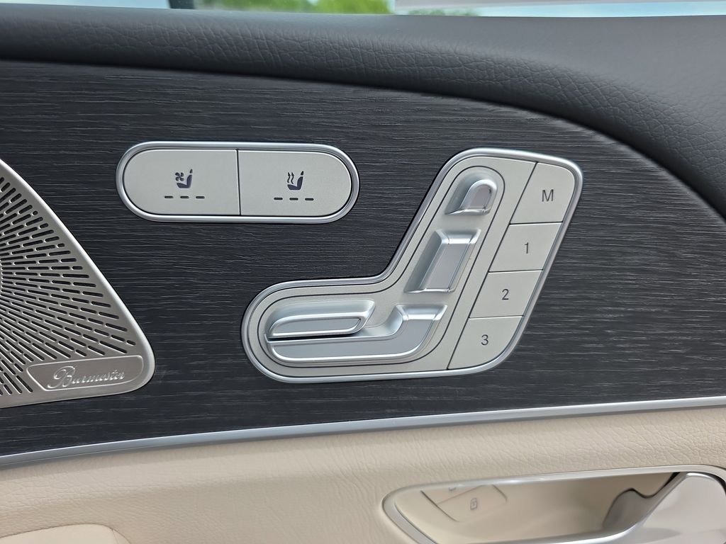 Certified Used 2026 Blue Mercedes-Benz GLE 450 image 17