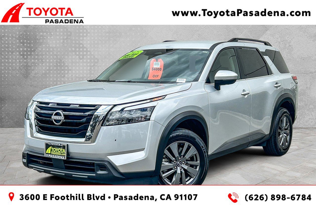 2025 Nissan Pathfinder SV 2WD's photo