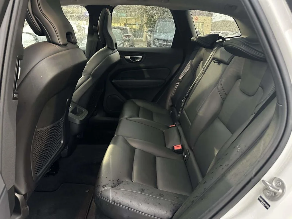 Certified Used 2025 Crystal White Volvo Core image 3